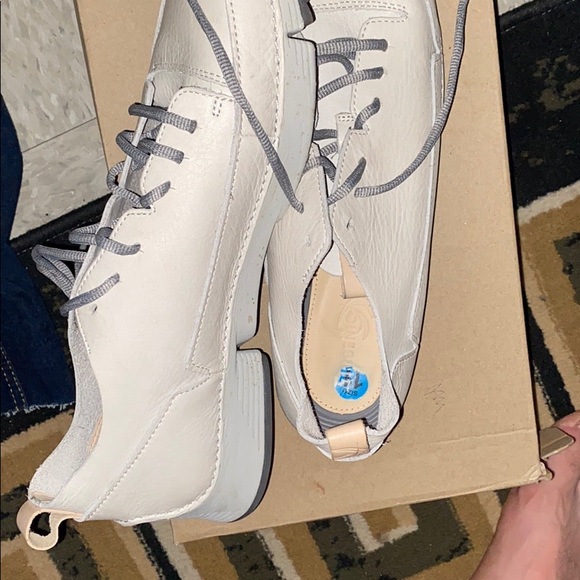 Clarcks sneakers size 11 - Picture 2 of 2